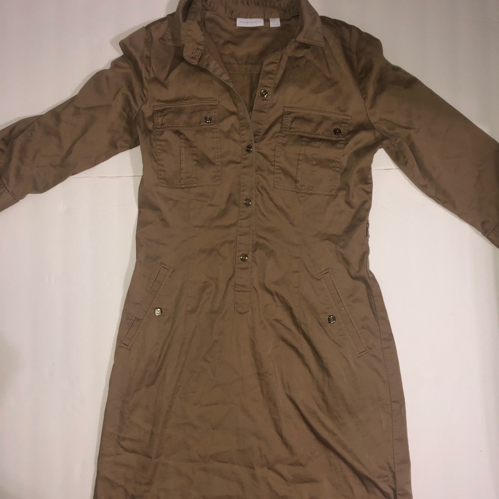 Halfway button up mid sleeve dress